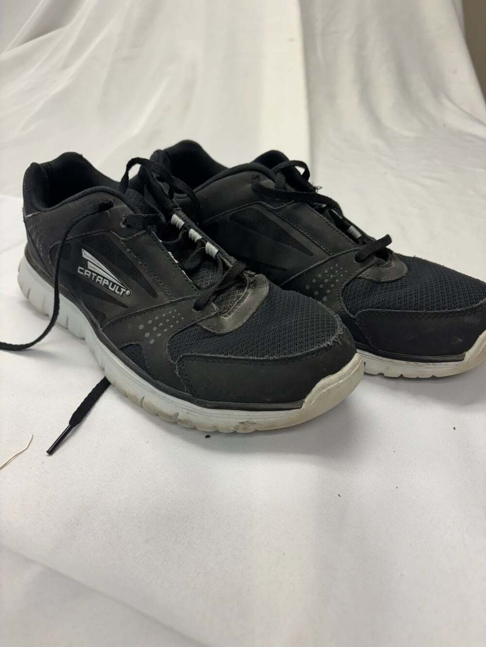 Catapult Athletic Sneakers Size 11 Black White